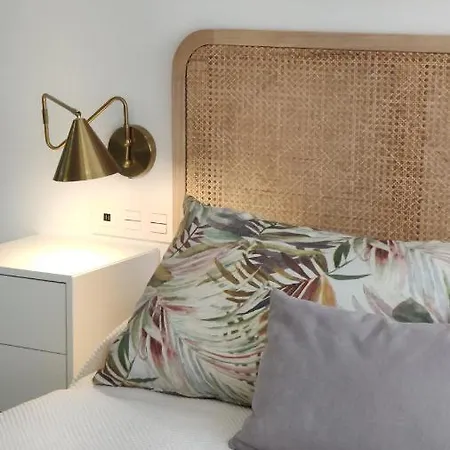 Apartment Precioso Loft Con Piscina Cerca De Playa Del Bajondillo En Torremolinos Torremolinos