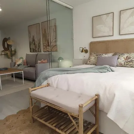 Precioso Loft Con Piscina Cerca De Playa Del Bajondillo En Torremolinos Apartment